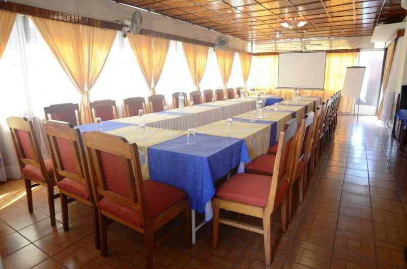 Ivotel Antananarivo Luaran gambar