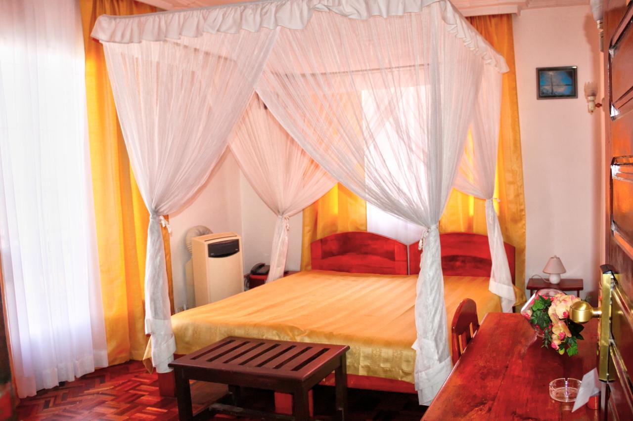 Ivotel Antananarivo Luaran gambar